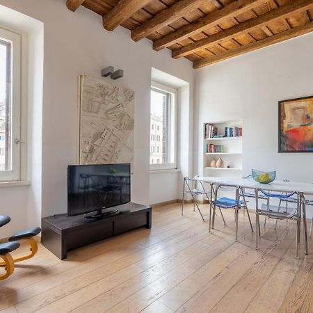Modern Apartment In Campo De Fiori Rom Exteriör bild